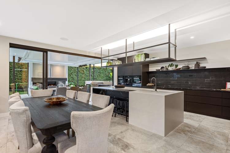 19 Kingfisher Grove Greenhithe_9