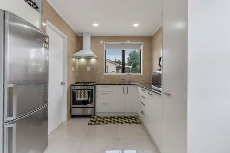 1/20 Funnell Place Manurewa_5