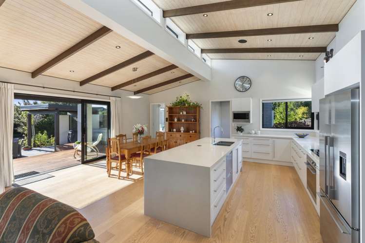 42 Grangewood Drive Lincoln_5