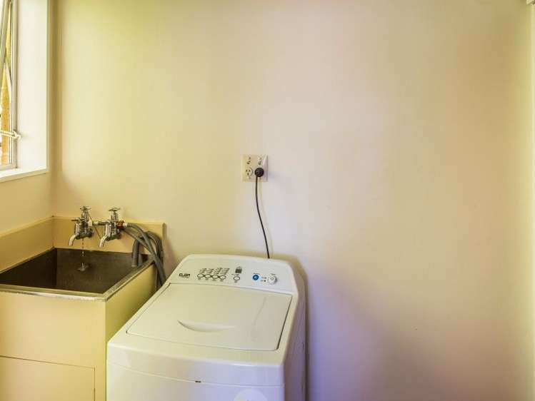 7/9 Athens Street Miramar_11