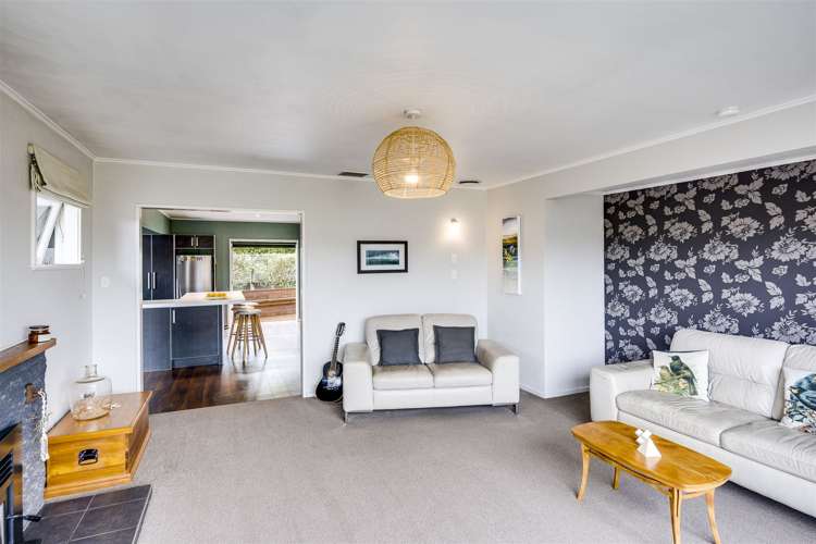 4 Holyrood Street Taradale_9