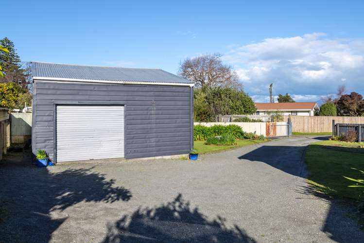 9 Skipage Grove Featherston_10