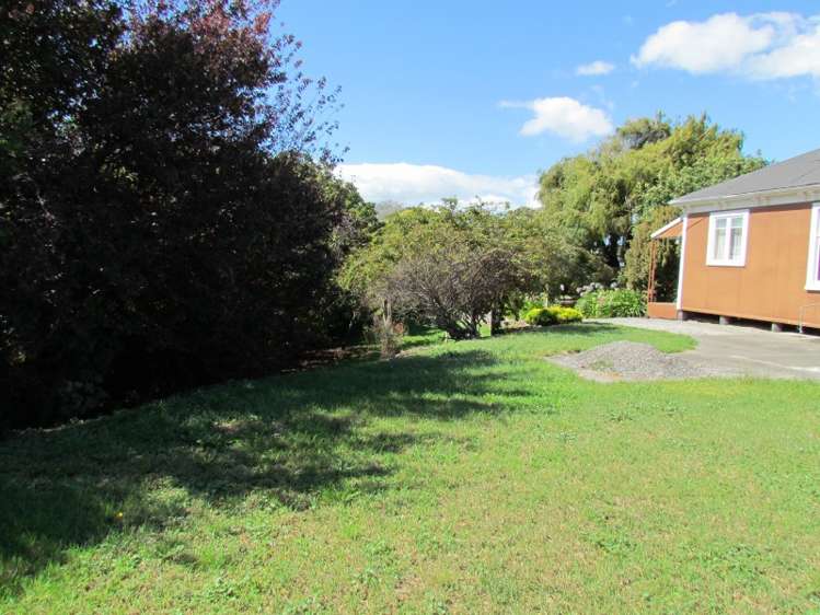 8 Carkeek Street Seddon_12