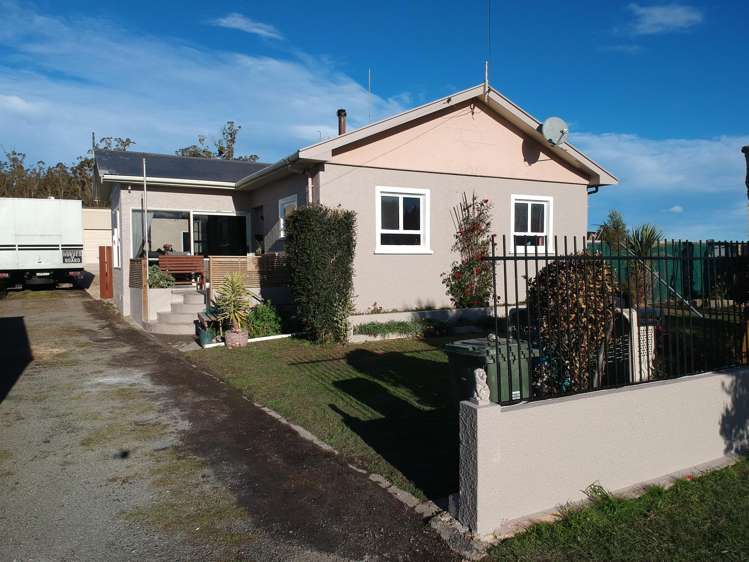 253 Homestead Road Weston_19