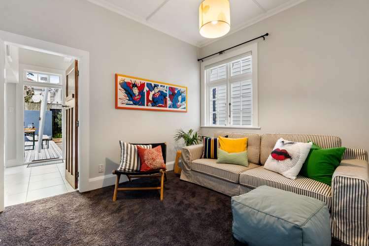 24 Reading Street Karori_11
