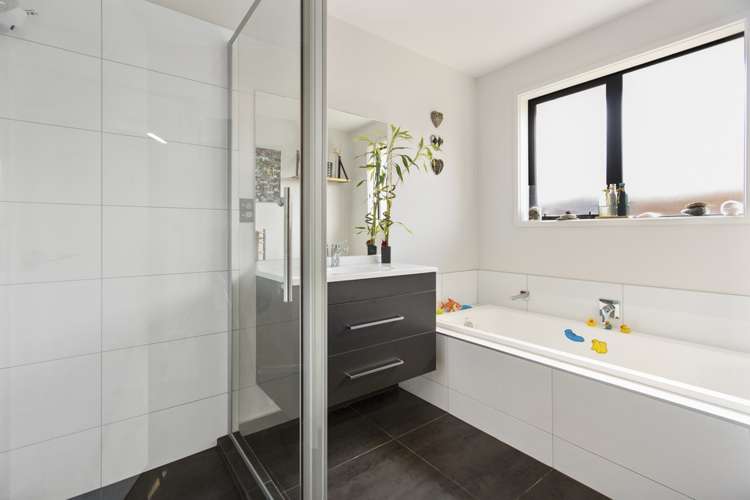 68 Eighth View Avenue Beachlands_21