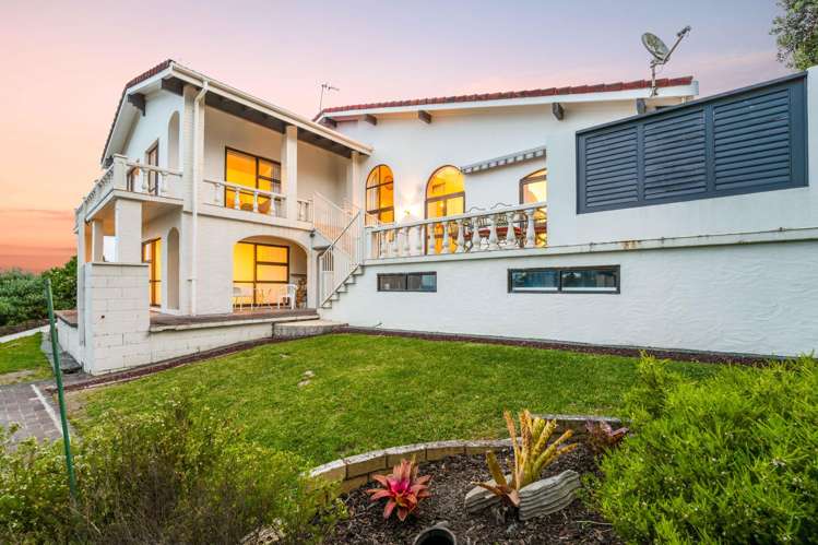 248 Whangaparaoa Road Red Beach_36