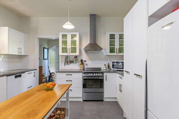 546 Kimberley Road Darfield_13