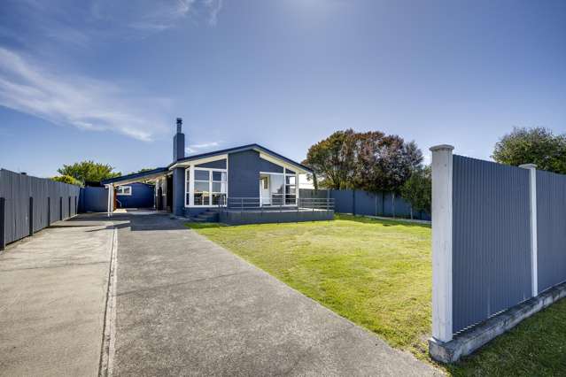 Modern home, external room with secondary bathroom