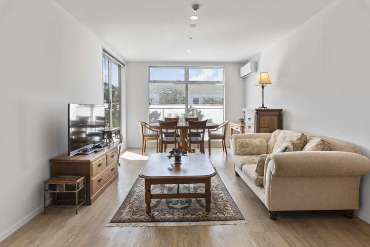 103/19 Bute Road Browns Bay_6