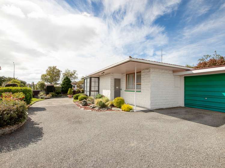 2/9 Manor Place Redwoodtown_13