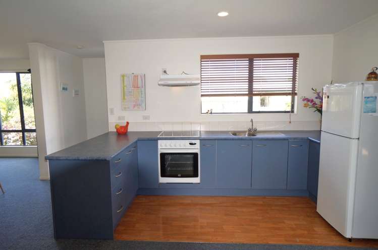 33 Shearwater Street One Tree Point_5