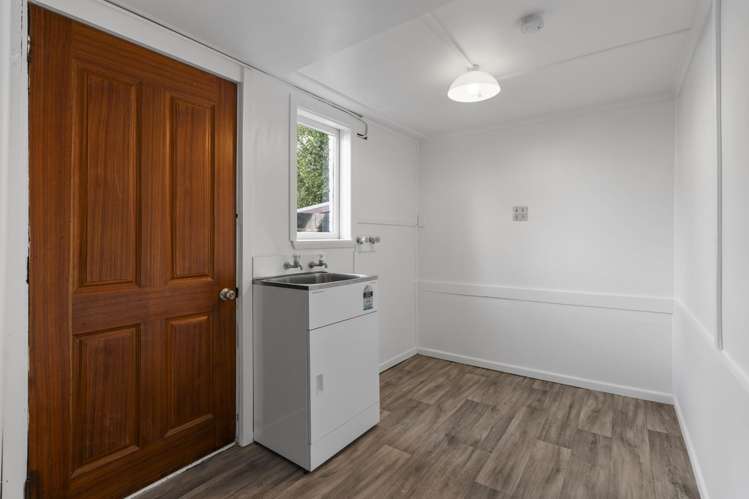1a Smith Crescent Onehunga_18