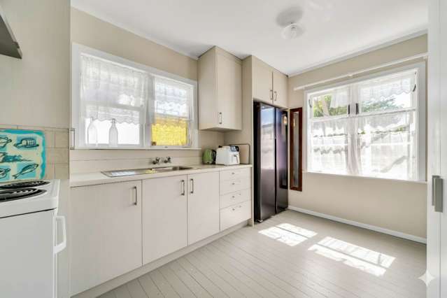 13 Norana Avenue Favona_1