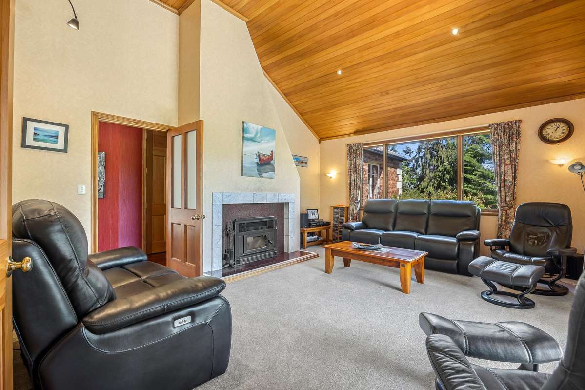 284 Carrs Road_3