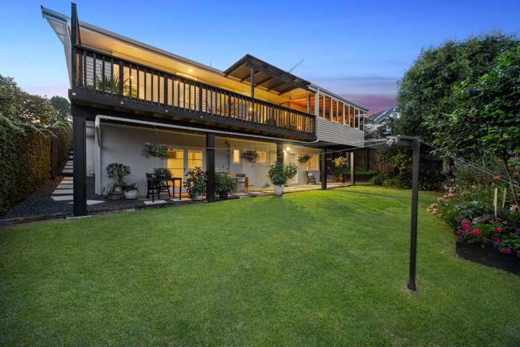 32 Colmar Road Mellons Bay_5