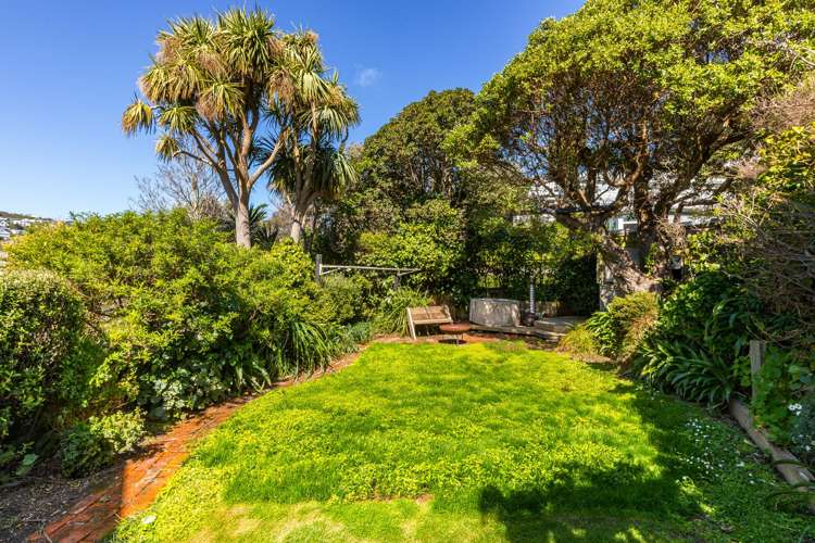 25 Medway Street Island Bay_24