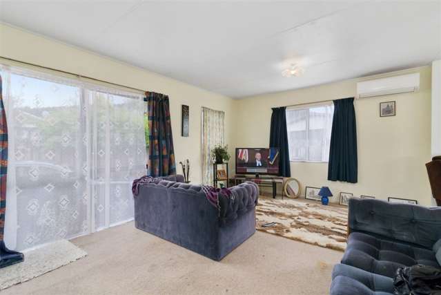 14 Susan Street Pukehangi_4