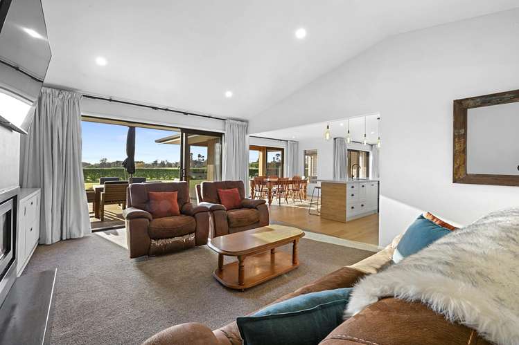 132 Henwood Road Bell Block_12