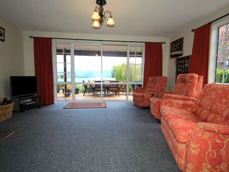 42 Cathedral Drive Manapouri_10