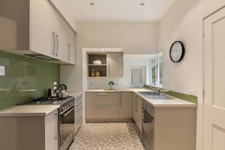 107 Grant Road Thorndon_5