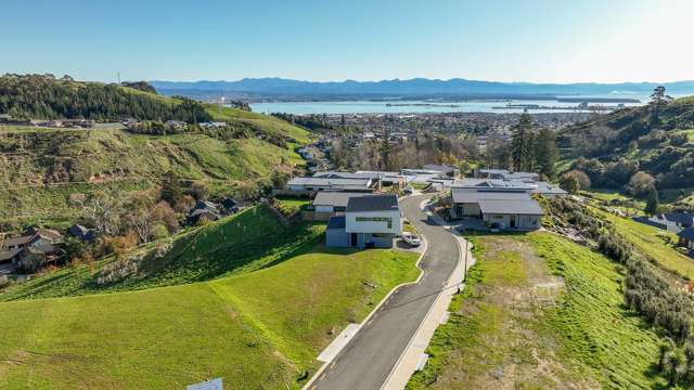 Seaviews and Flat Build Pads