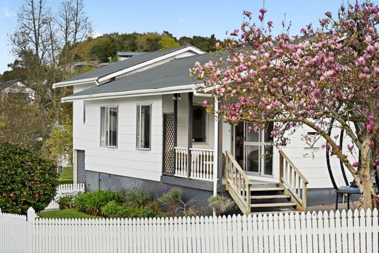 1 Birch Hill Place Dinsdale_13