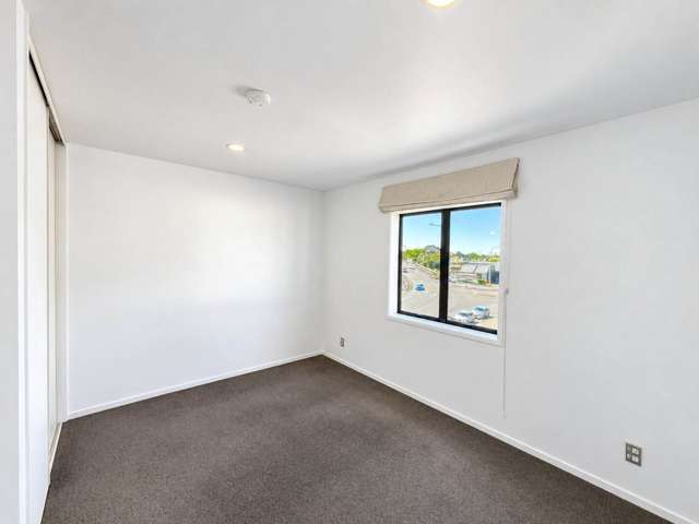 2/53 Main Highway Ellerslie_4