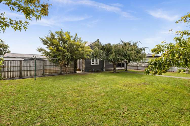 1200 Caroline Road Mayfair_15