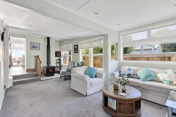 417 Thames Coast  Road SH25 Te Puru_13