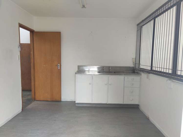 Unit 3A/64 Henderson Valley Road Henderson_4