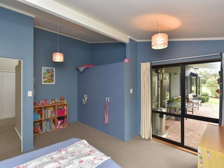 304 Halkett Road West Melton_12