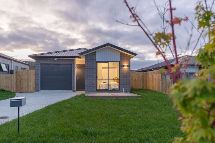 18 Rongomai Street Helensville_17