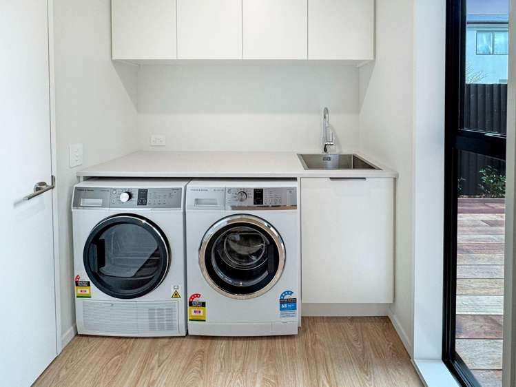 3/131 Simeon St Somerfield_18