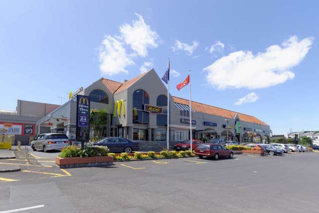 ROYAL OAK MALL - SHOP 12