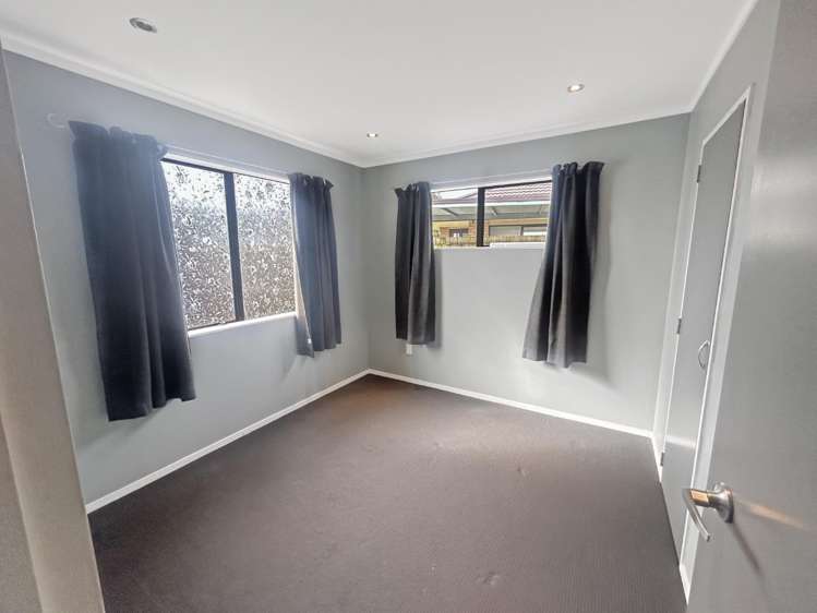 10 Kebbell Avenue 10516_6