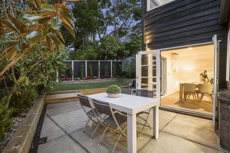 2/98 Saint Johns Road Saint Johns_23