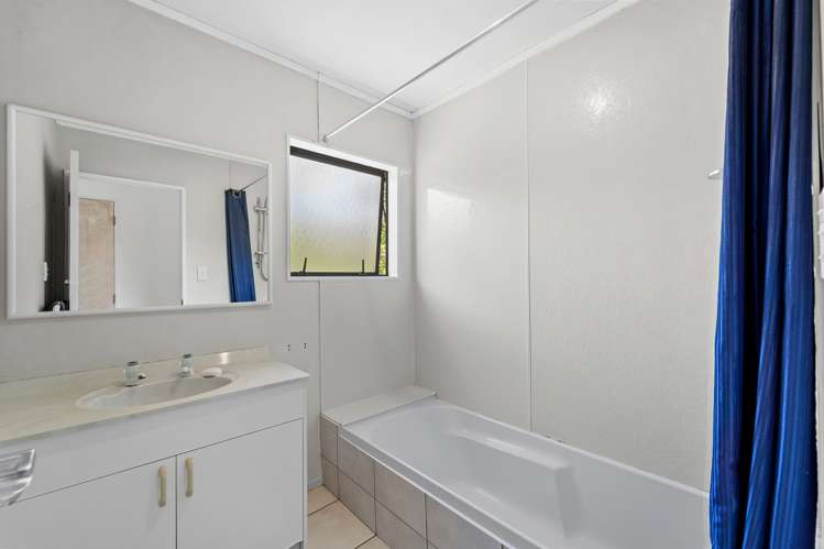 32 Brandon Road Manly_17