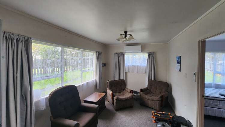 24 Tuhangi Street Te Kamo_4