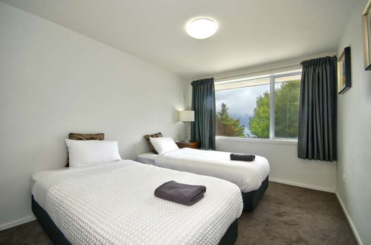 8b Moss Lane Fernhill/Sunshine Bay_15