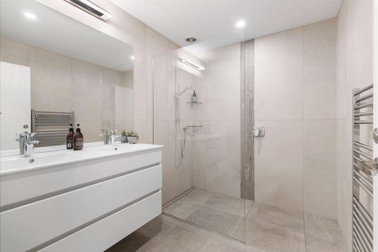 12 Morepork Way Arthurs Point_17