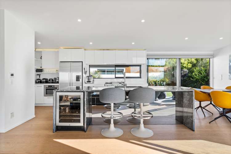 10 Teviotdale Way Richmond Hill_18