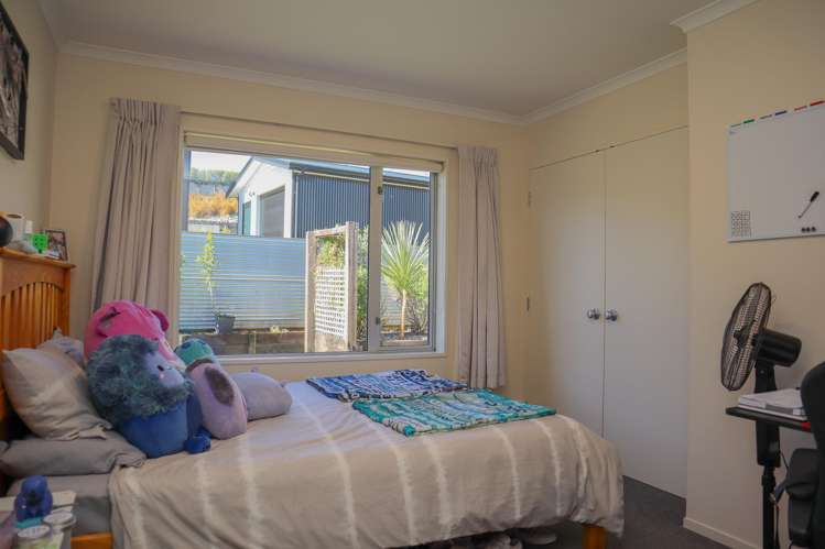 14 Alpine View Hokitika_17