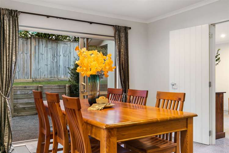 12 Chard Place Flat Bush_23