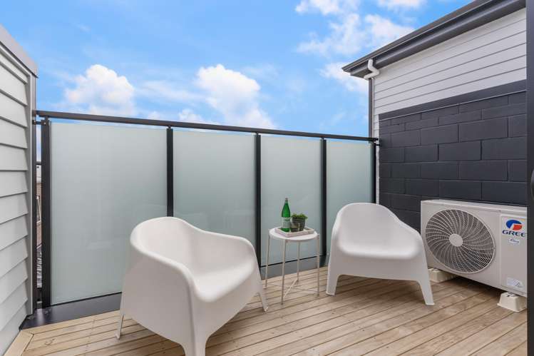 2a Taratoa Street Point England_20