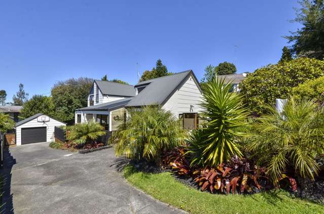 8 Elmira Place Browns Bay_2