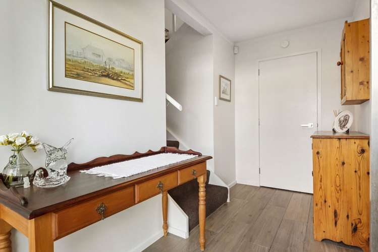 28b Beach Road Manly_18