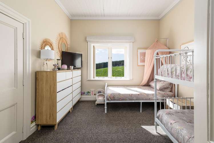 357 Hook School Road Makikihi_9