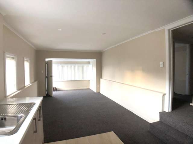 2/400 Richardson Road 10044_2