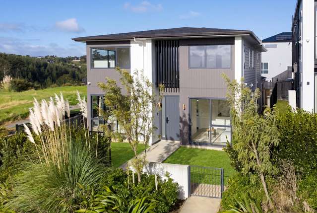 17 Bremner Ridge Street Flat Bush_3